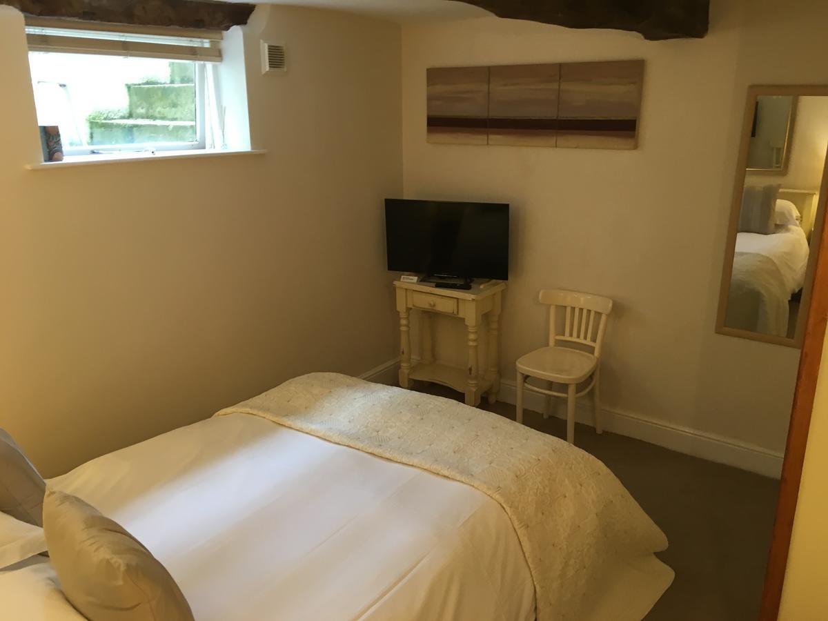 Six Castlegate Bed and Breakfast Cockermouth Esterno foto